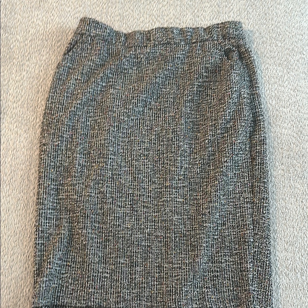 Gray Knee-Length Pencil Skirt for Work